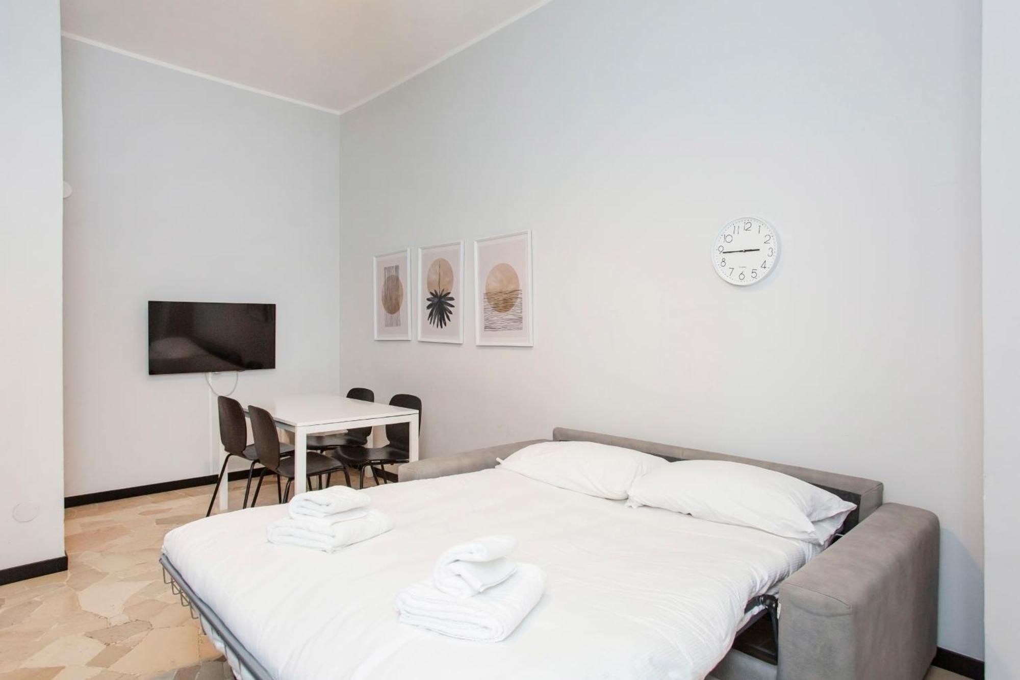We Home - Duomo Marchese House Milan Bagian luar foto