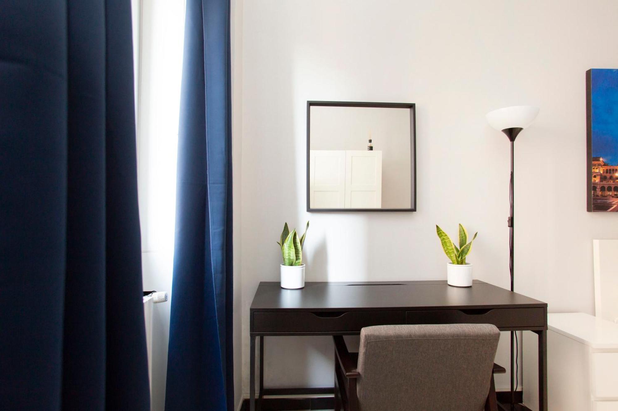 We Home - Duomo Marchese House Milan Bagian luar foto