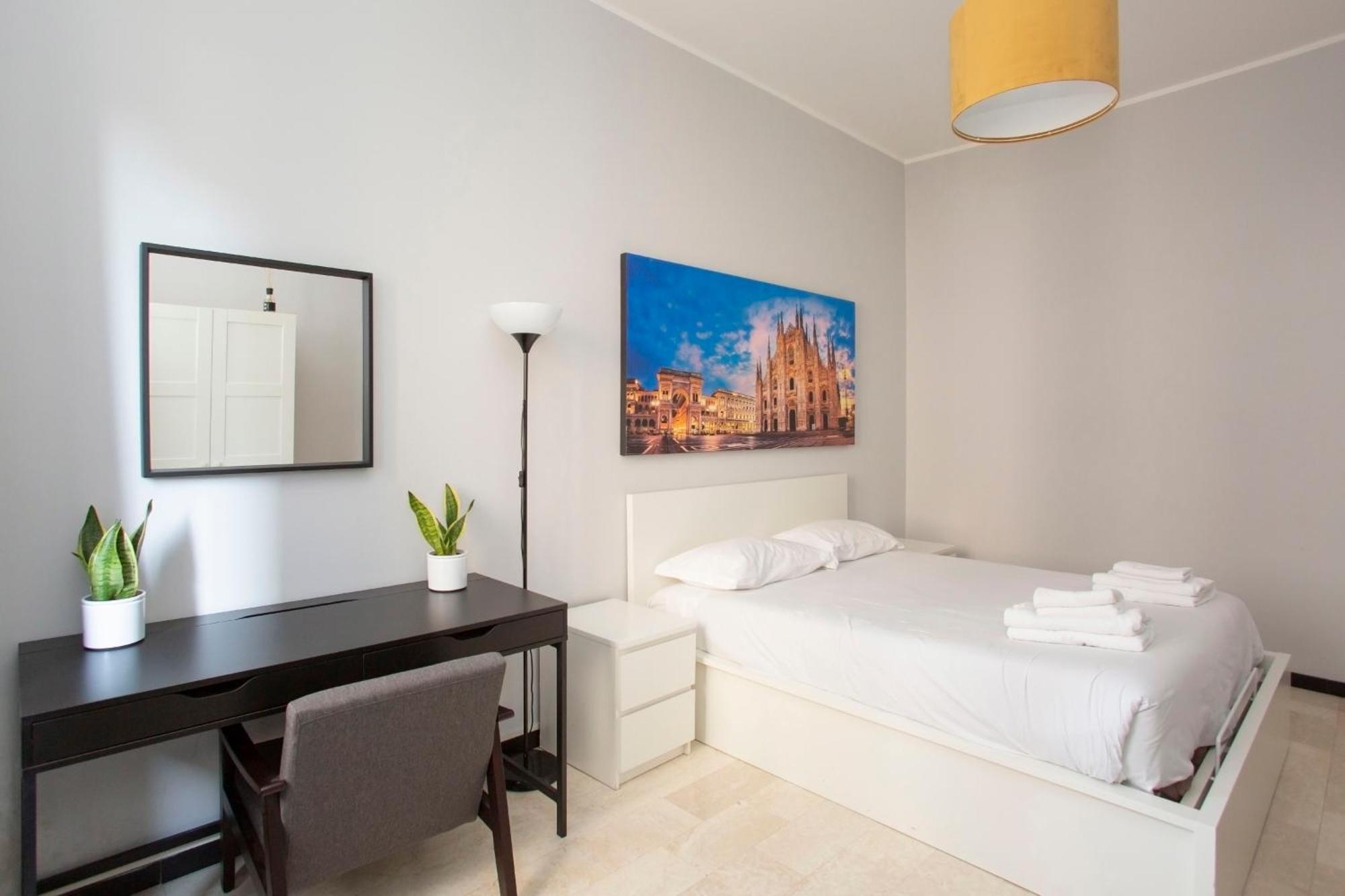 We Home - Duomo Marchese House Milan Bagian luar foto